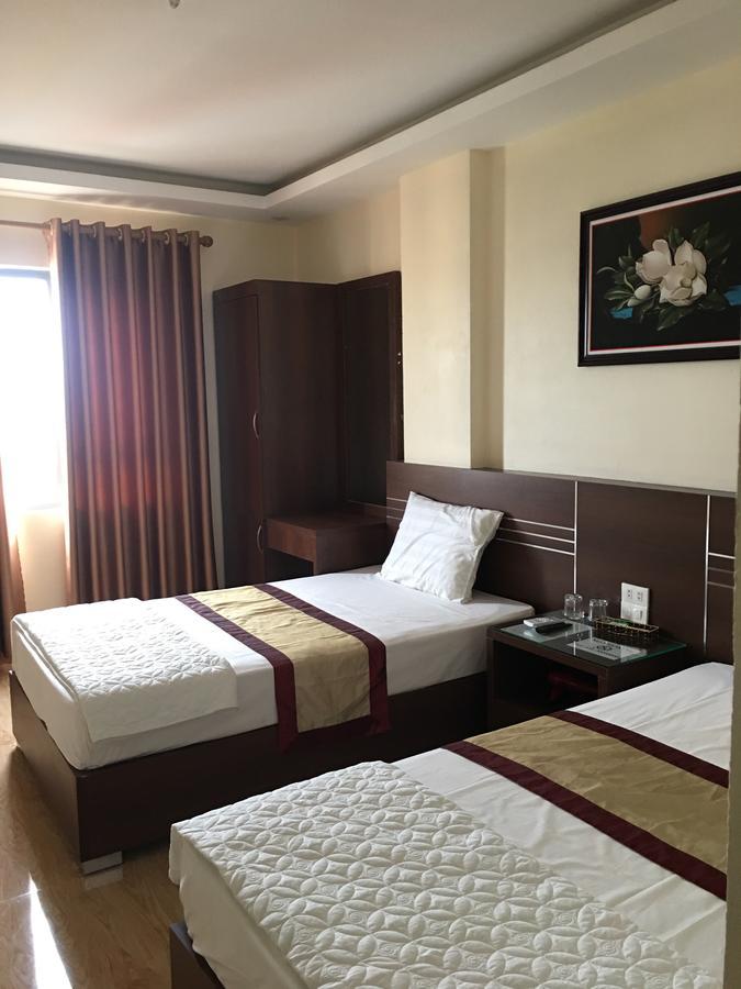 Phuong Trang Ha Long Hotel ภายนอก รูปภาพ