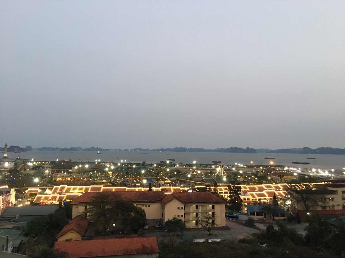 Phuong Trang Ha Long Hotel ภายนอก รูปภาพ
